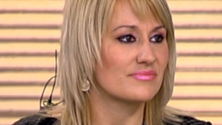 Баракова вижда в дълга "нещо красиво и модерно"