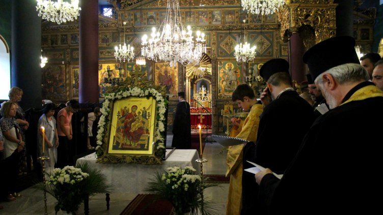 Празник на чудотворната икона „Св. Богородица Всецарица“ ще отбележат в храм „Св. Атанасий“ във Варна