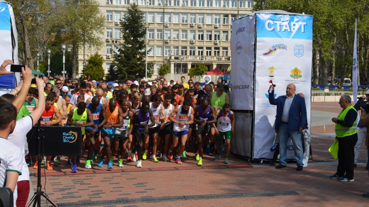 Новото лицензирано трасе на Маратон Варна минава покрай самия бряг