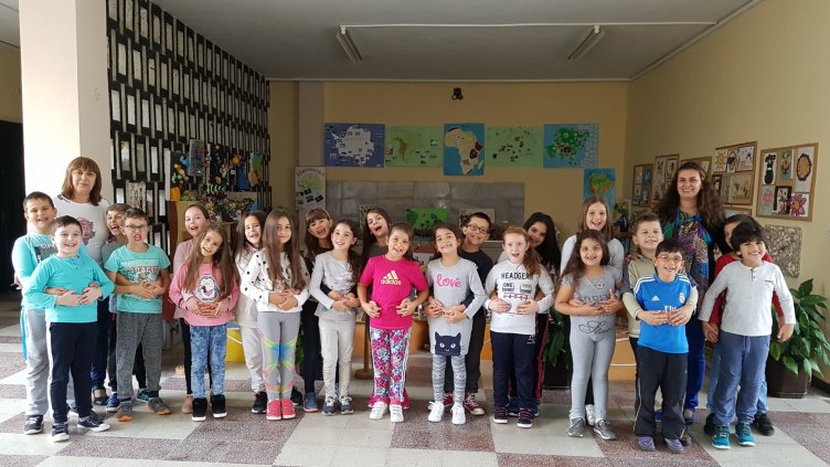 Варненско училище е най-усмихнатото в България