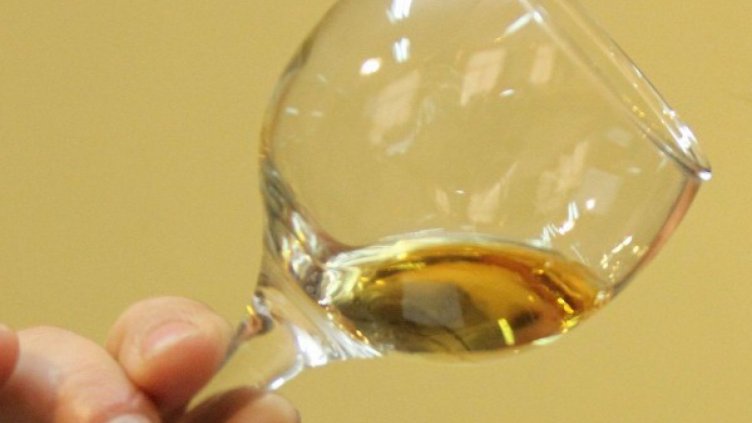 Фалшивият алкохол е опасен, а не може да се разпознае