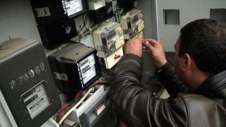 Пробация за варненка, крала ток