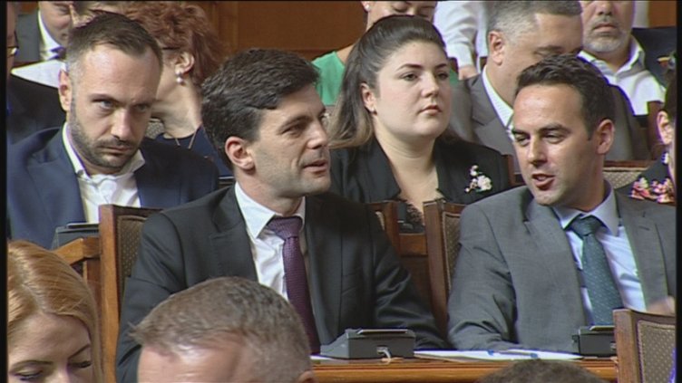 Депутатите гласуват предсрочното освобождаване на Никола Минчев (НА ЖИВО)