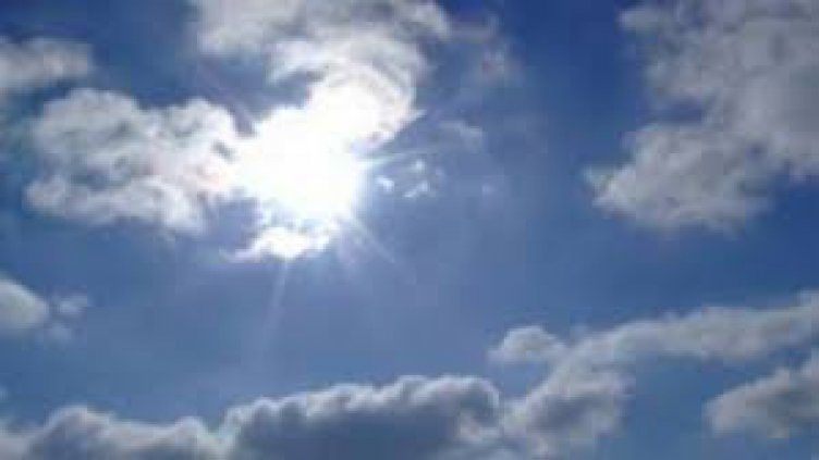 Облачно, следобед слънчево