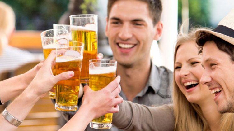 Бирата в кръчмата с 9% ДДС, а тази под чадъра на плажа – с 20. Защо?