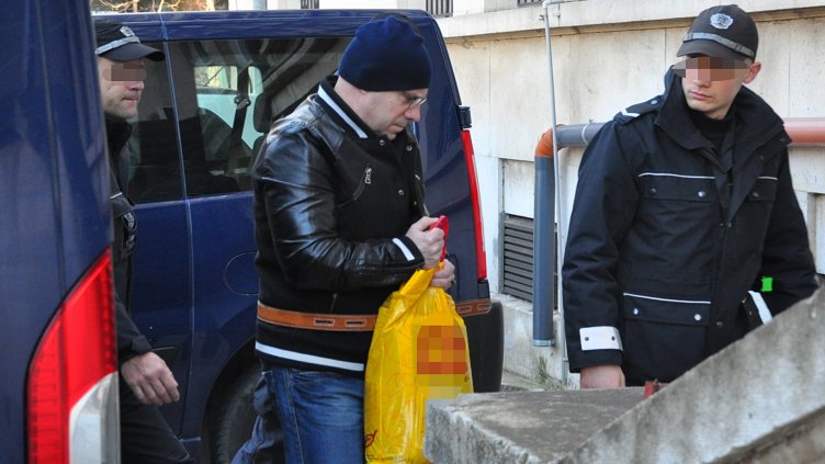 Разпитват експерти за убийството на варненски пенсионери