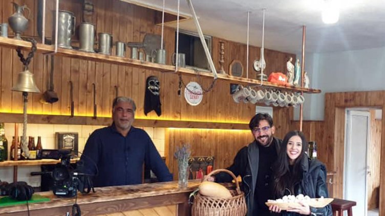 Бар сред Средно градище: Нидерландец отваря рок кръчма за 77 селяни!