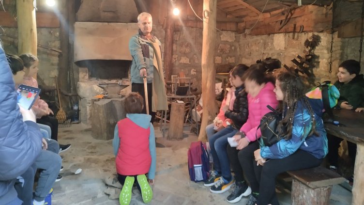 Във Варна: Посвещават деца в тайните на рицарството 