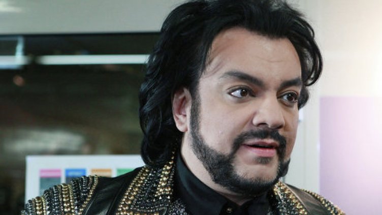 Филип Киркоров и екипа му сменят 5000 тоалета на сцената