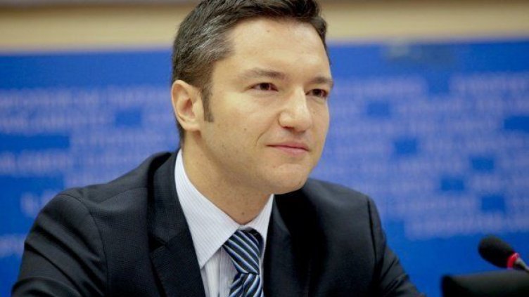 Кристиан Вигенин става зам.-председател на парламента