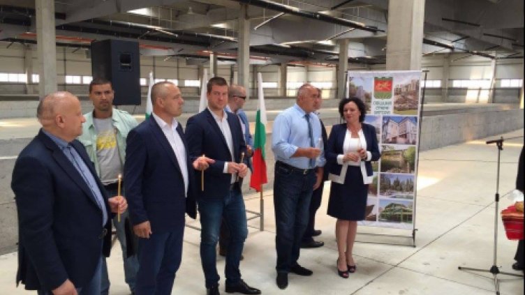 Премиерът отказа коментар за посещението си в Иран