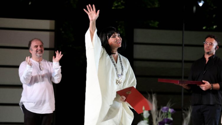 Министърът на културата награди Соня Йончева във Варна