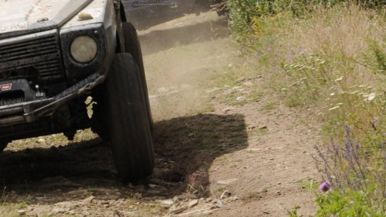 Данъчните погнаха разходките с джипове в Странджа