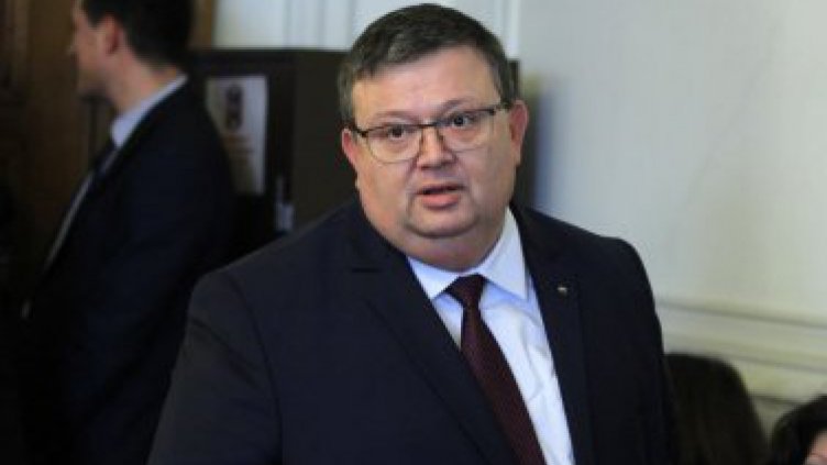 Цацаров разпореди: Проверки на къщите за гости. На всички!  