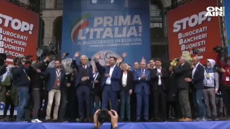 Под дъжда: В Милано се събраха на митинг крайнодесни партии от 11 страни  