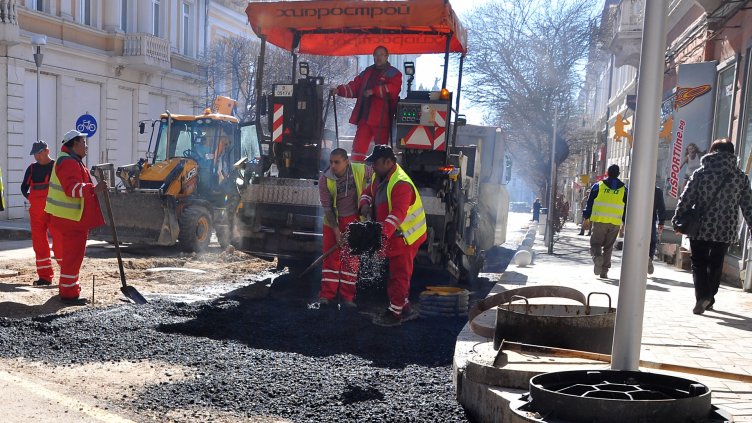Затварят ул.“Одесос” в центъра на Варна утре до обед