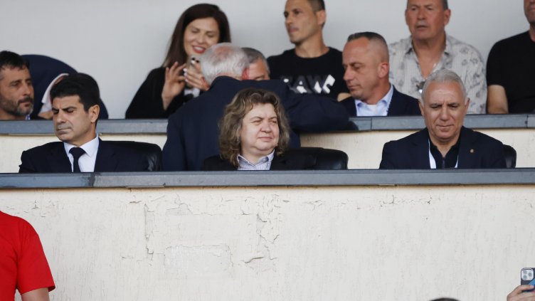 Стоичков поиска оставките на Томаш и шеф в ЦСКА