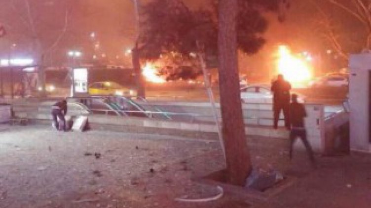 Най-малко 27 души са убити, а 75 са ранени от кола бомба в Анкара