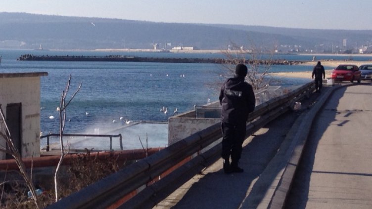 Труп изплава на Топлата вода