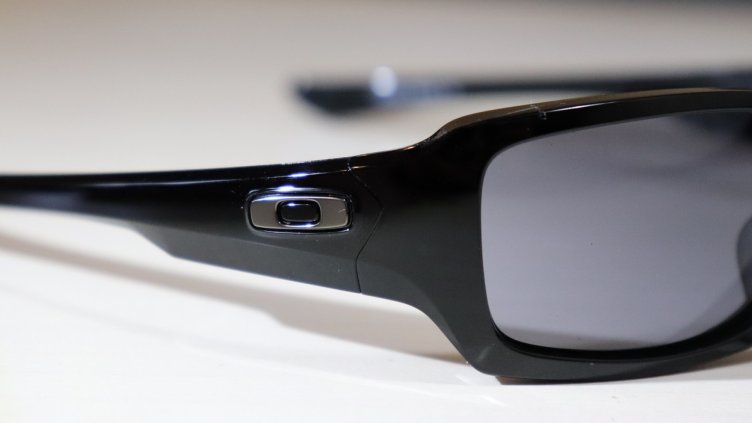 Зрение в риск: Слънчеви очила менте заливат пазара ни