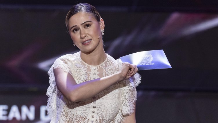 Мария Бакалова с позиция за рекламата за визите за САЩ