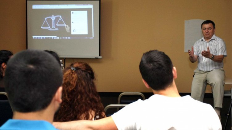 Първа среща на българите със свободни професии