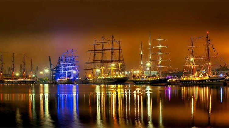 ПРЕЗ ОКТОМВРИ за трети път на Варна гостува регатата “Тол Шипс”. Снимка АЛБЕНА МАРКОВА