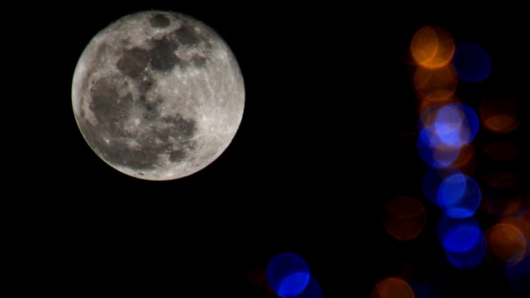 Впечатляващ небесен спектакъл ни очаква в петък