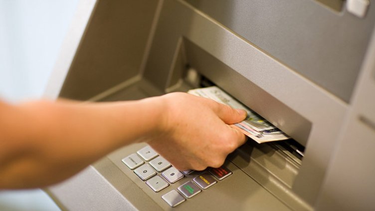 Средната работна заплата е нараснала почти двойно за 10 години