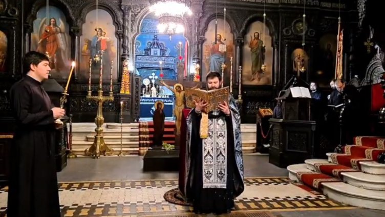 Програма на богослуженията през Страстната седмица и Великден във Варна