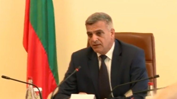 Янев: Санкциите на САЩ са сигнал, че корупцията е с дълбоки корени