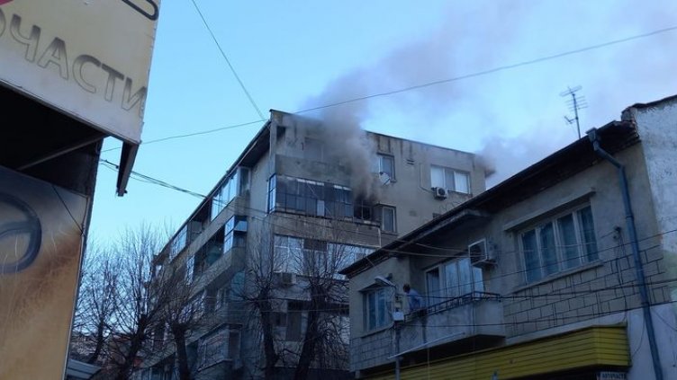 Мъж загина при пожар във Варна