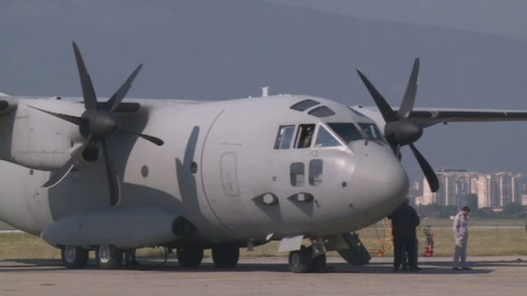 Пращаме хуманитарна помощ за Хърватия със самолети "Спартан"