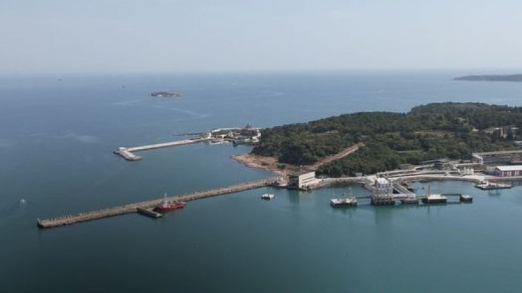 Президентът сезира КС заради прекратяването на концесията на „Росенец“