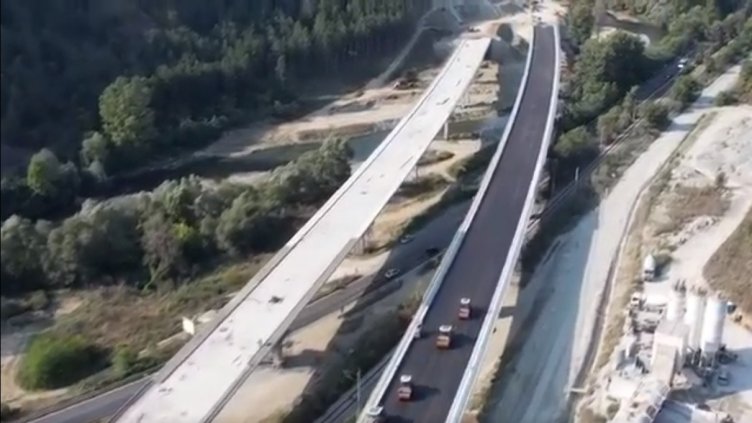 Сандов чел едно, АПИ друго, уж писмото едно. Ще се строи ли "Струма"?