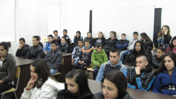 Родители и учители заедно срещу дрогата