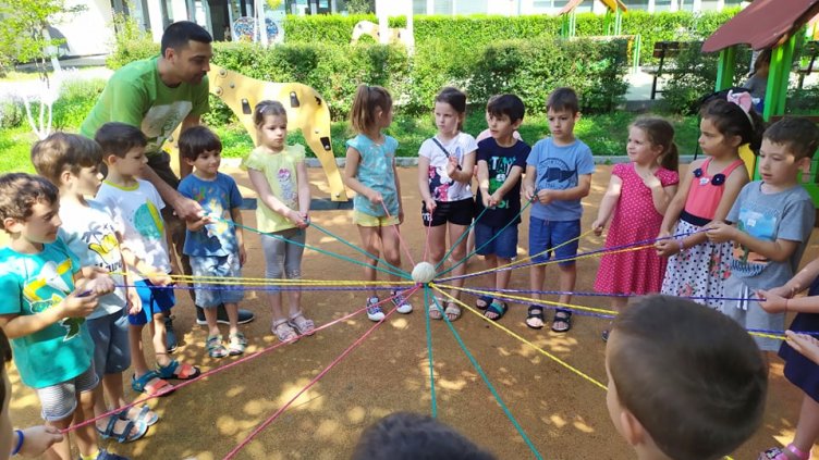 120 деца от ДГ „Д-р Петър Берон“ във Варна учиха и се забавляваха с горски педагози