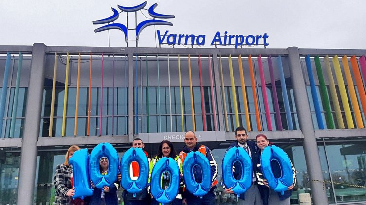 Над 1 000 000 пътници преминаха през летище Варна за годината