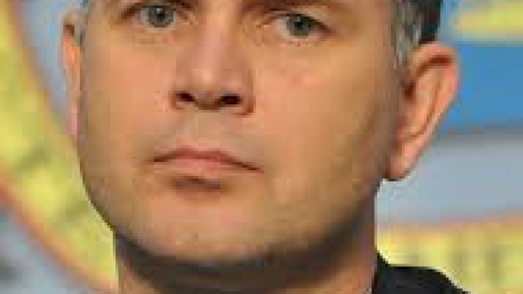 Директор на училище стана депутат на мястото на Кадиев