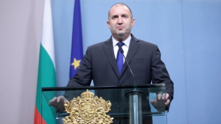 Радев наложи вето на измененията в Закона за ДАНС