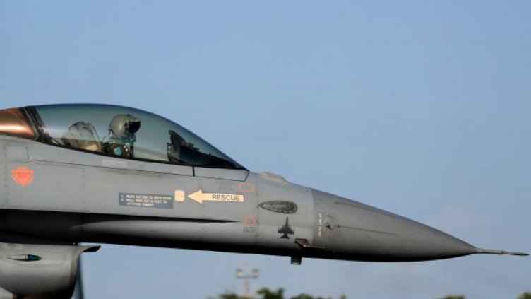 Парламентът одобри на първо и второ четене покупката на F16