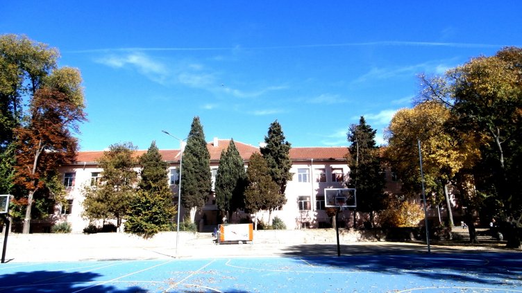 Община Варна: Няма внесено предложение за събаряне на ОУ „Иван Рилски“