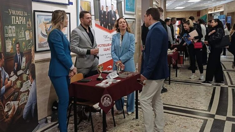 Набират доброволци до 29 години във Варна