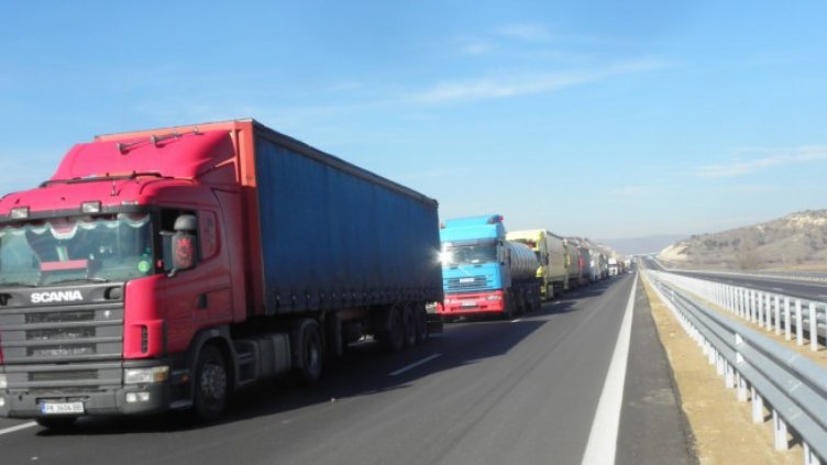 До 15:00 часа през ГКПП „Кулата-Промахон“ ще се пропускат всички видове превозни средства