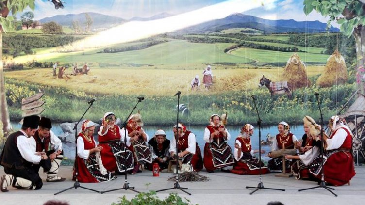 Самодейци от варненско се окичиха със златни медали