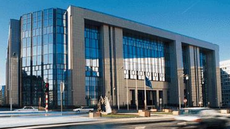 Правната служба на Съвета на ЕС търси директори