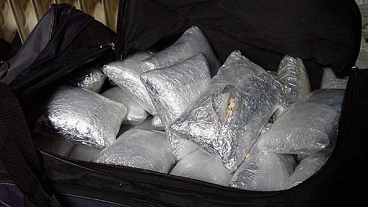 Двама мъже от Разград бяха задържани с голямо количество амфетамини