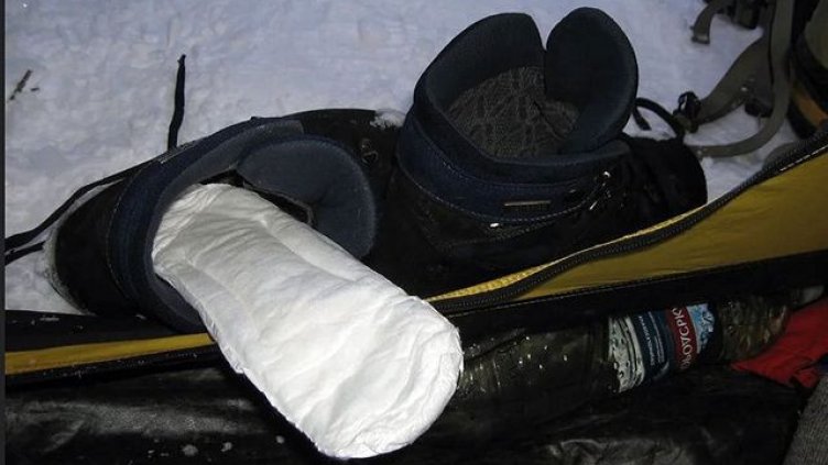 Защо обиграните тираджии (мъже) носят със себе си… дамски превръзки?