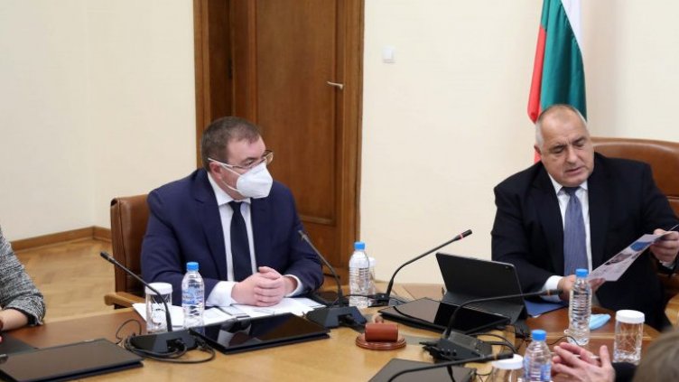 Министър Ангелов: Мерките дават резултат