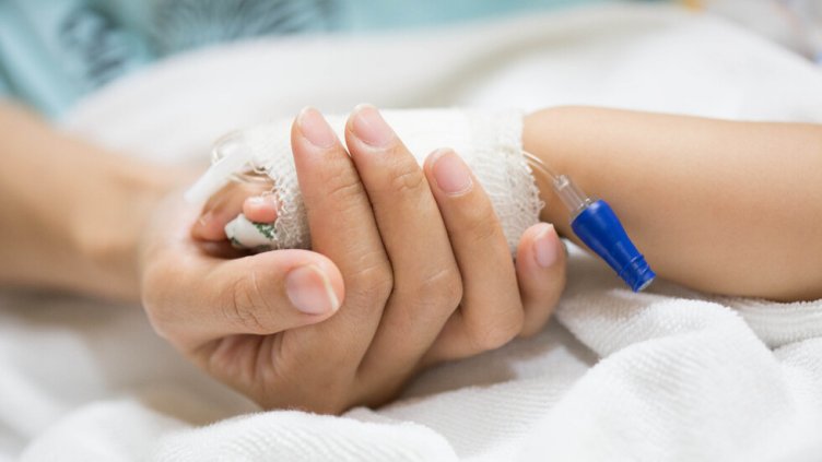 2-годишно дете почина в болница, започна разследване